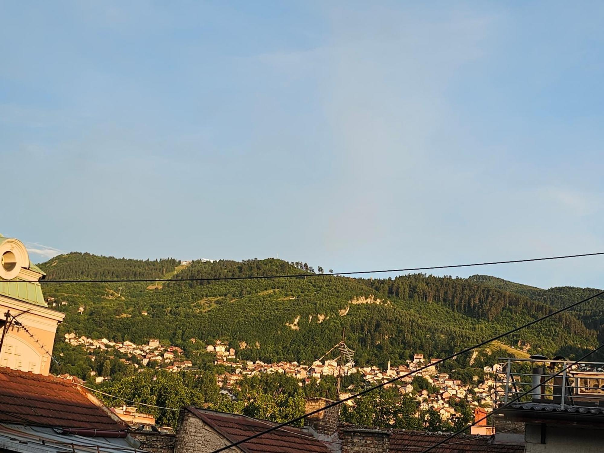 Leopold Chillout Hostel Сараево Экстерьер фото